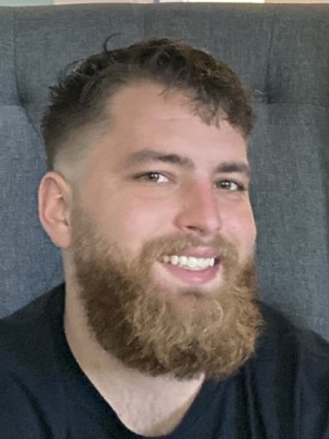Full beard trim and shape-up